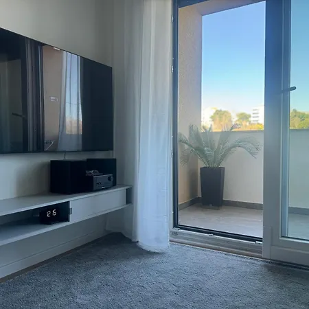 Apartamento Abyss New Near The With Private Garage