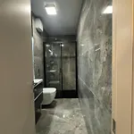Abyss New Near The With Private Garage Apartment *