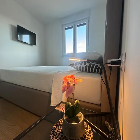Abyss New Apartment Near The Best Beach Znjan * Спліт