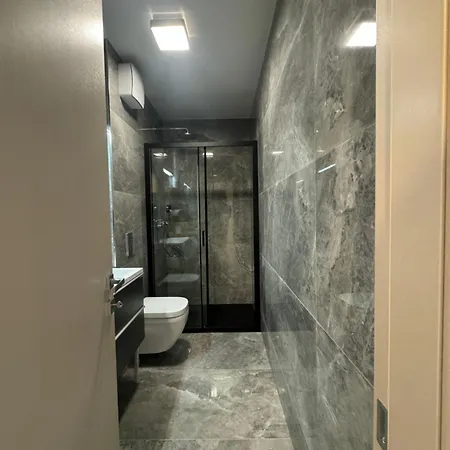 Abyss New Near The With Private Garage Apartman *