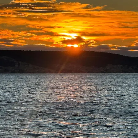 Abyss New Near The With Private Garage Split