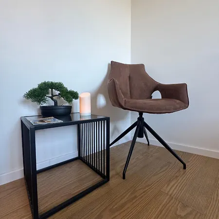 Abyss New Near The With Private Garage Apartman