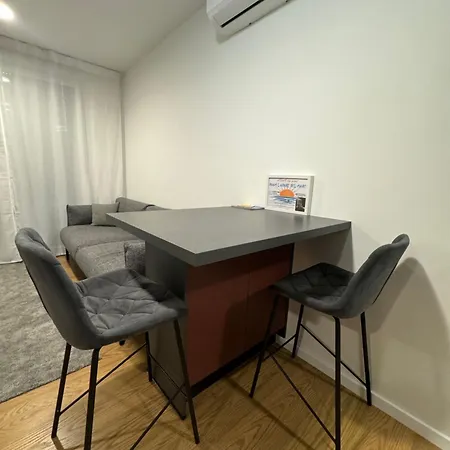 Abyss New Near The With Private Garage Apartment *