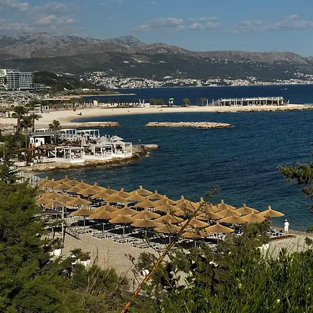 Апартаменти Abyss New Apartment Near The Best Beach Znjan